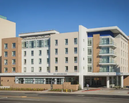 Hampton Inn & Suites LAX El Segundo Hotels in El Segundo