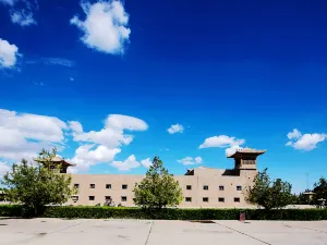 the Silk Road Dunhuang Hotel