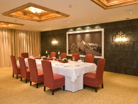 Vaya Seefeld Inklusive Seefeld Gästekarte Отели в г. Гемайнде Зеефельд