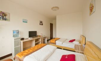 Pingyi Jiuzhou Business Hotel