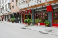 Luojiang Huamaote Hotel