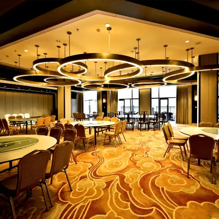 Chishui Yangtze Peninsula Hotel