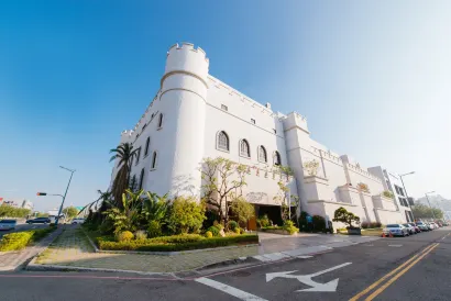 The Castle Ballet Taichung A Boutique Hotel
