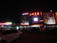 汇港假日精品公寓(广州新白云机场店) - 酒店附近