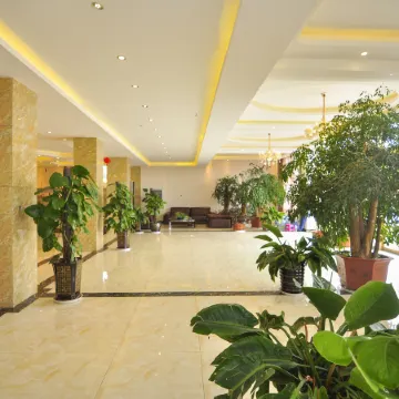 Bai Nian Sheng Shi Hotel (Kunming Changshui International Airport)