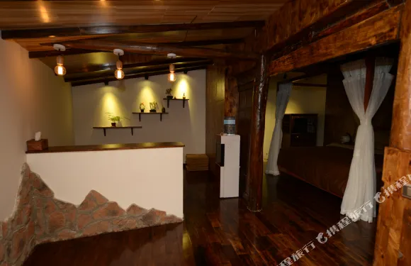 餘慶坊·紅渡民宿