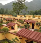 Mingyue Bashan Hotel Hotels near Batai Mountain