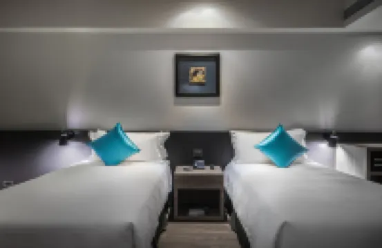 捷絲旅（高雄站前館）