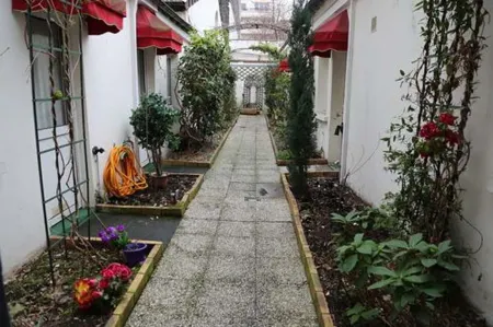 Hôtel Princesse Isabelle Отели в г. Пюто