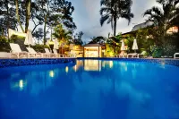 Smugglers on the Beach Hotels in Emerald Beach