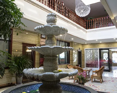 Golden Wheel Hotel Hotels in Xiahe