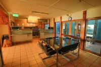 Brisbane Manor Các khách sạn ở Kelvin Grove