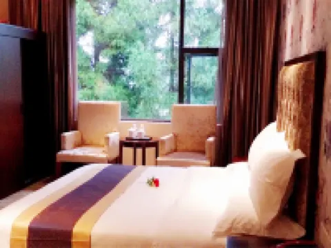 晴隆蓮湖ホテル 晴隆のホテル