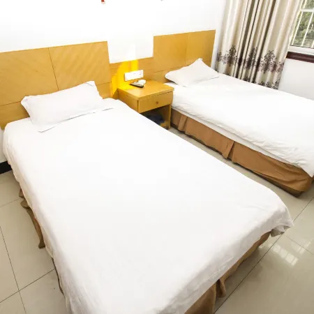 Tianyi Business Hotel