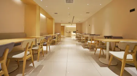 JI Hotel (Tianjin Meijiang Convention Center Zhujiang Road) Отели рядом с достопримечательностью «West Campus of Tianjin University of Technology and Education»