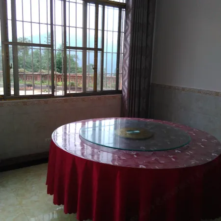 Chishui Damaotan Farm Stay