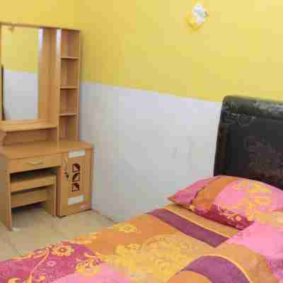 Red Island Panjul Homestay Banyuwangi Rooms