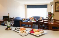 Canberra Parklands Central Apartment Hotel Official Hotels in Уотсон