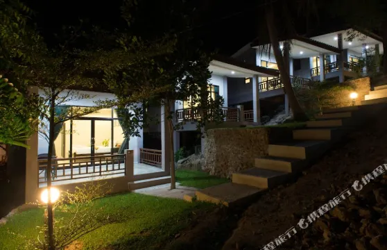 帕岸島日月星度假酒店