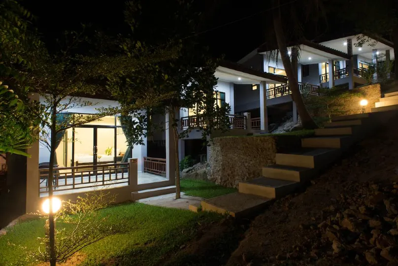 帕岸島日月星度假酒店