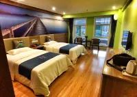 Pai Hotel (Ji County Xincheng) - 2-Star