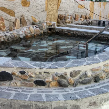 Fengcheng Hotel