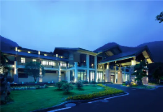 Tongjing River Hotel