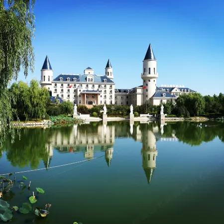 Tai Jia Chateau Holiday Hotel