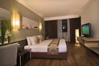 Khách sạn Viễn Đông