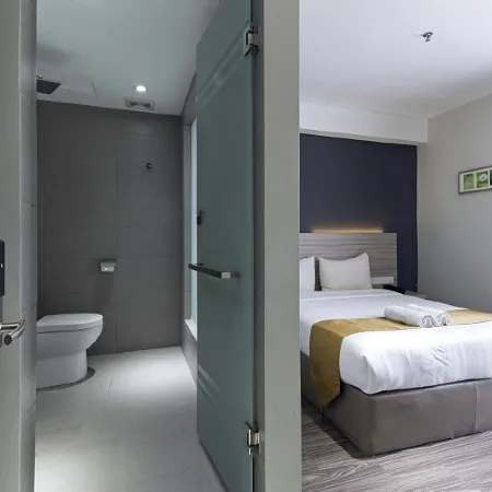 Hotel 99 Kelana Jaya (PJ) Отели рядом с достопримечательностью «Торговый центр Evolve Concept Mall»