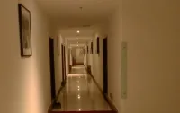 Huawang Hotel (Hai'an Railway Station)