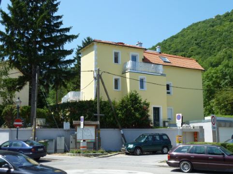 Spacious Penthouse Apartment Vindobona, Panorama View to Danube River & Vineyard
