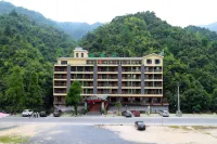 Leshanshui Holiday Hotel Các khách sạn gần Houwang Village