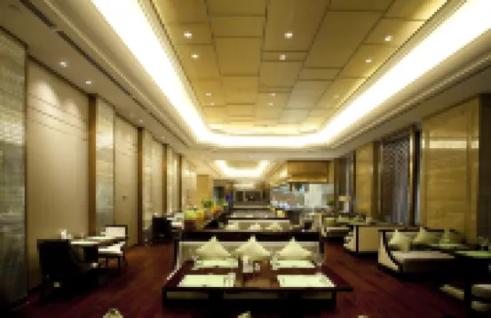 Zhongwei International Holiday Hotel
