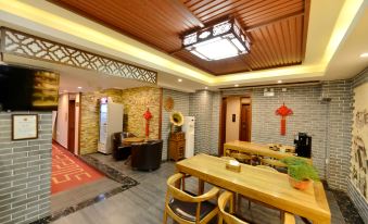 Dongfang Shengda Culture Hotel (Beijing Nanluoguxiang Shichahai Subway Station)