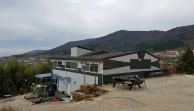 Namhae Jjhouse Pension Hotels near Wind Break Forest of Mulgeon-ri