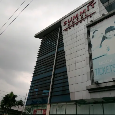 Summit Hotel Magnolia