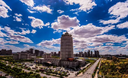 Yu Lin People's Grand Hotels & Resorts Отели рядом с достопримечательностью «Hong Shi Xia»