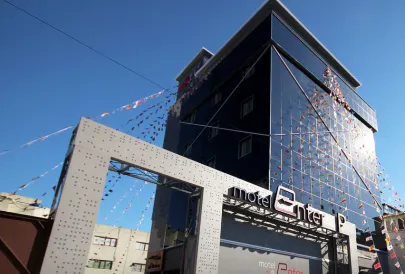 Enter Motel Sacheon