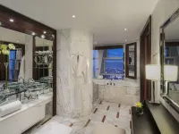Grand Hyatt Shanghai Hotels in Shanghai