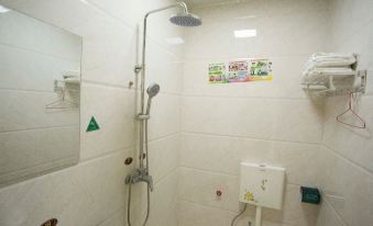 Baise Home Convenience Hotel (Debao Hongshan Branch)