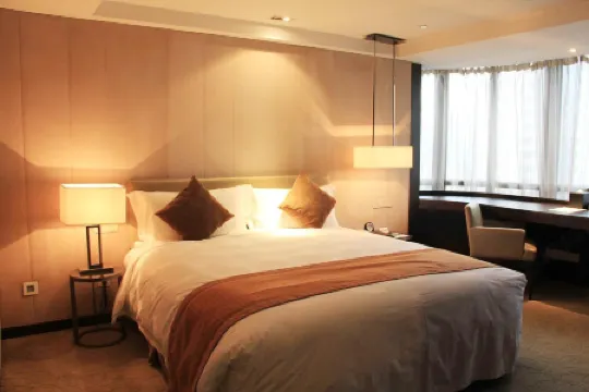 โรงแรมปู่ตง