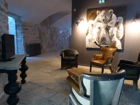 Best Western Citadelle Besancon Отели рядом с достопримечательностью «Университет Франш-Конте»