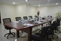 Hotel Broadway Yangon - Airport Shuttle