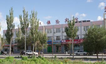 Alashan Ejin Baoxian Inn