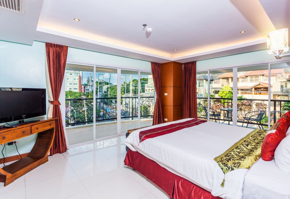 Tara Court Boutique Hotel Over view