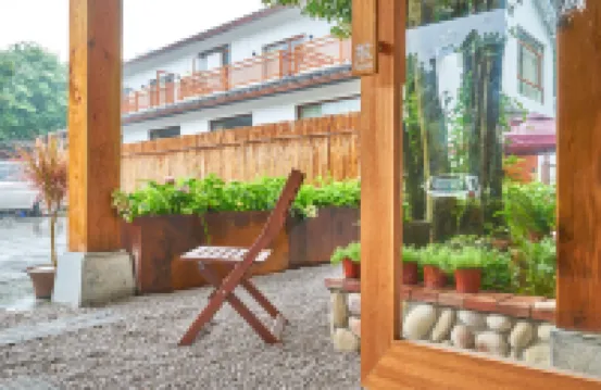 Weiwen Xiaozhu Hotel Hotels near Lingyin Temple