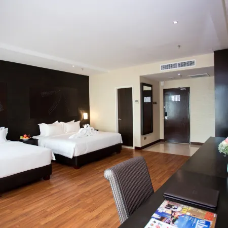 Vouk Hotel Suites, Penang Отели рядом с достопримечательностью «Gurney Drive»