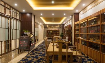 Huajiaxin Wenxuan Hotel (Longzi Lake)