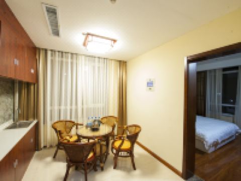 沂水蒙山龙雾茶文化宾馆 - 豪华家庭套房